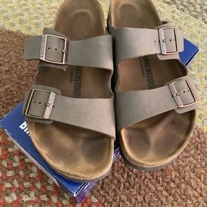 Birkenstock Arizona men size 10m